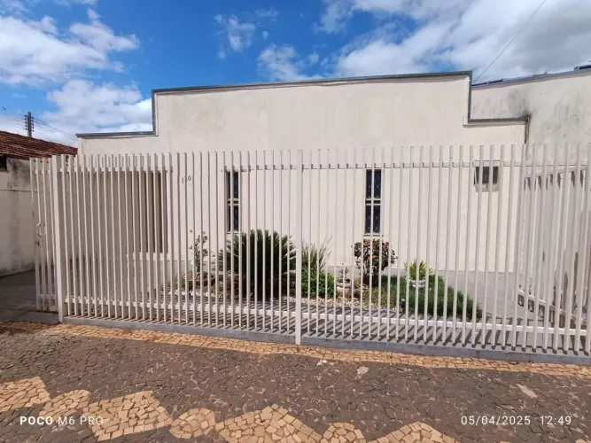 Sala Comercial para Venda em Pontes Gestal, Centro, 1 dormitório, 2 banheiros