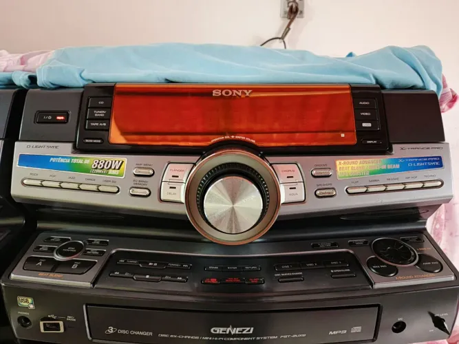 Vendo um som sony