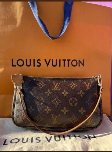 Bolsa Louis vuitton pochette vintage anos 2000