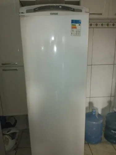 Vende-se geladeira Consul