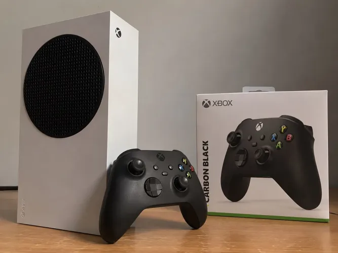 Xbox Series S + Controle Carbon Black