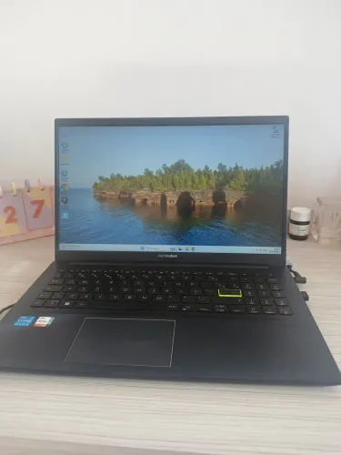 ASUS VivoBook
