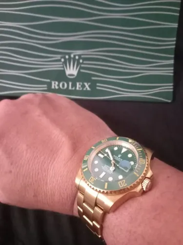 Relógio Rolex Submariner HULK Dourado AUTOMÁTICO
