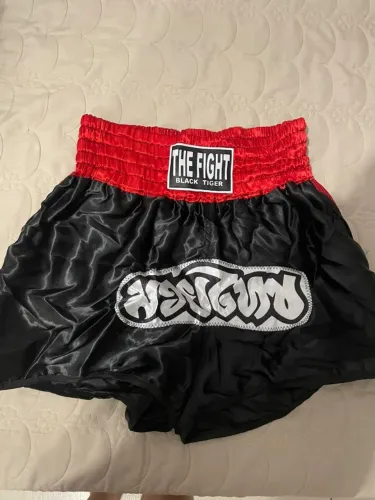 Short muay thai veste tamanho 34 e 36. novo