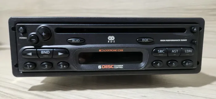 Rádio GM DF732