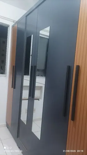 Vendo Guarda roupa de casal