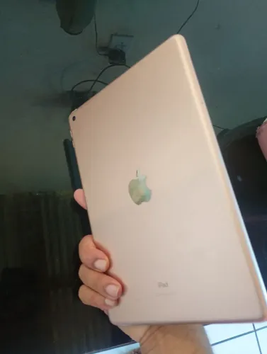 iPad 8