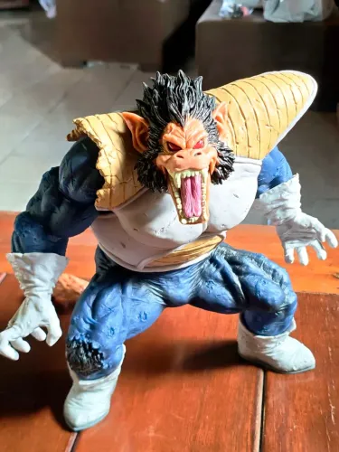 Action Figure Oozaru (Macaco Gigante) Vegeta - Dragon Ball Z | Figura Grande e Detalhada