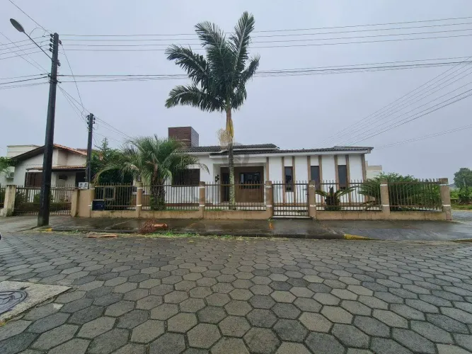 Casa para aluguel, 2 quartos, 2 vagas, Urussanguinha - Araranguá/SC
