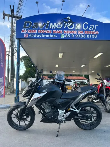 CB 300F 2026 0km ( já emplacada )
