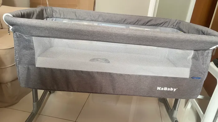 Berço Portátil Sleep 3 em 1 Moisés Co-bed Acopla na Cama Cinza Kababy