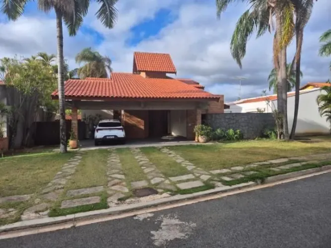 Casa de Alto Padrão no Condomínio Village DAvignon - Sorocaba/SP