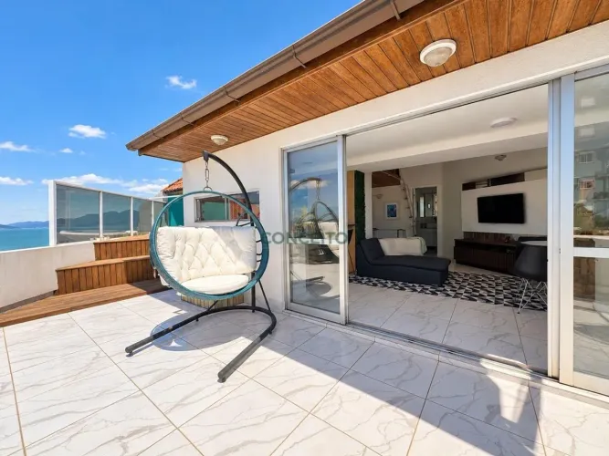 Cobertura Duplex à venda em Coqueiros | 187 m², 3 dormitórios (1 suíte), Vista para o Mar,