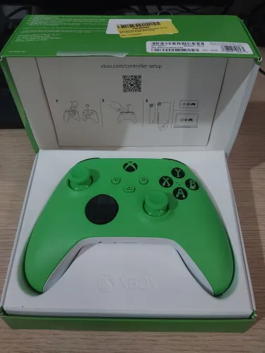 Controle xbox series S NUNCA USADO NA CAIXA