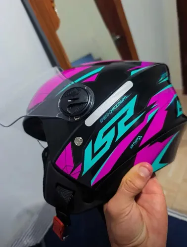 Capacete