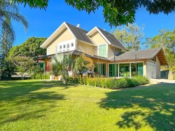 Casa com terreno 2.460 m2 financiável em Ratones