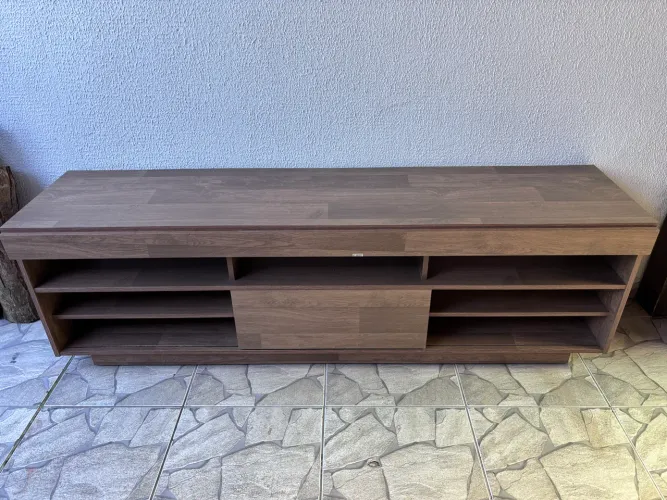 Rack bem conservado