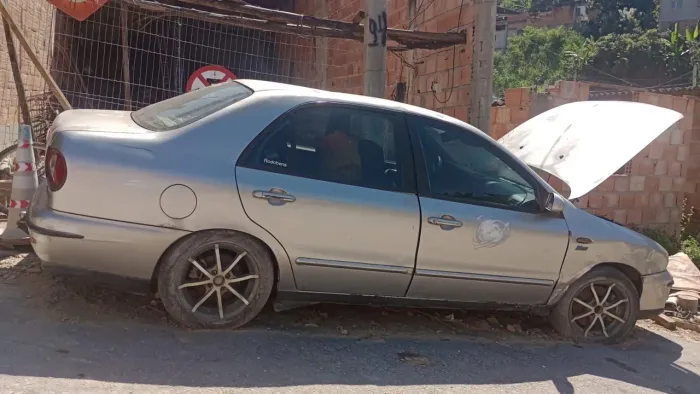 Vendo peças Marea 2.0  rodas já foi vendido 
