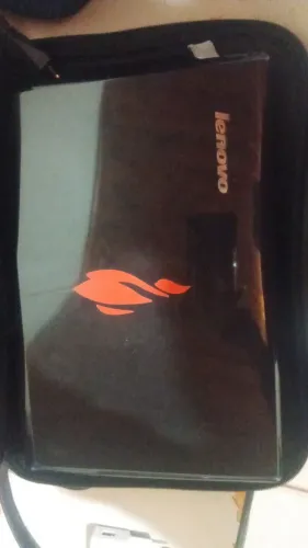 Notebook Lenovo usado 