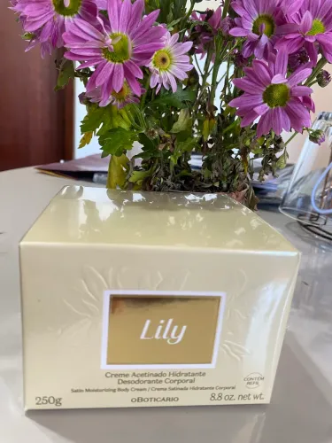 Lily tradicional hidratante 