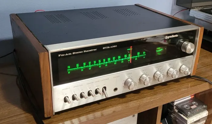Receiver Gradiente STR-1050 lindíssimo (revisado)