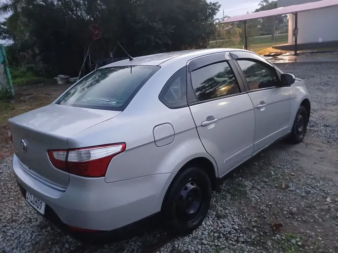 Fiat Grand Siena Tetrafuel 1.4 EVO F. Flex 8V 2013