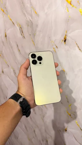 iPhone 14 pro max (tela substituída)