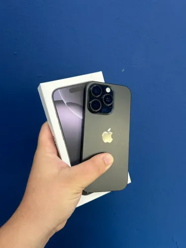 iPhone 16 Pro