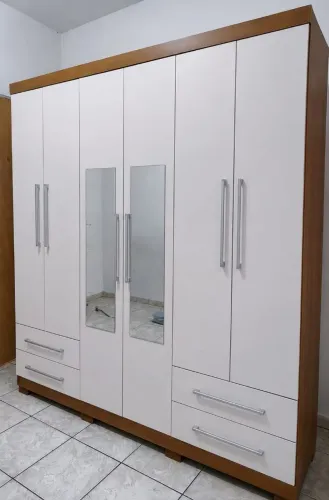 Guarda roupa semi novo ENTREGO e MONTO