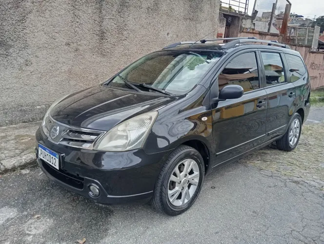 Nissan Livina Grand SL 1.8 16V Flex Fuel Aut. 2014