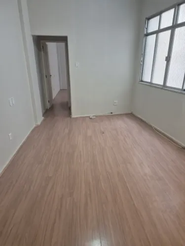 Imóvel para aluguel possui 60 metros quadrados com 1 quarto em Copacabana - Rio de Janeiro