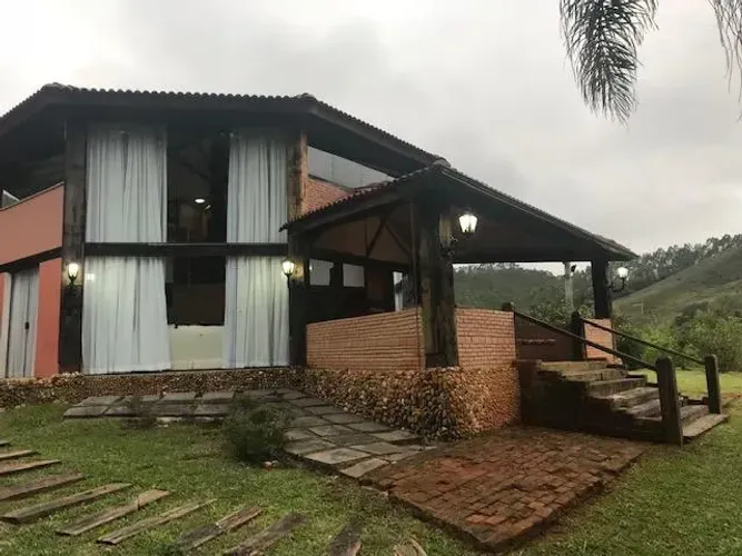VENDO FAZENDA PECUARIA REGIAO DE SANTOS DUMONT-MG (4254)