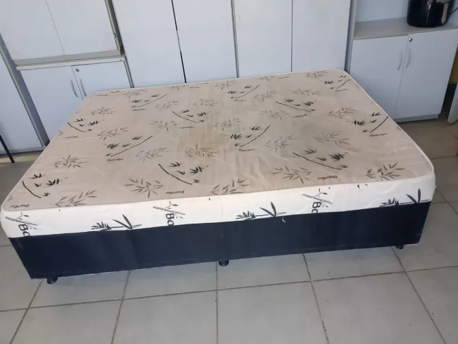 Cama