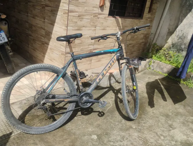Bicicleta GTSM1