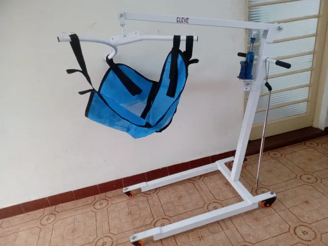 Guincho para acamados usado - Parcele no cartão