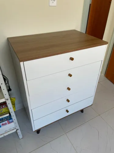 Cômoda 5 gavetas