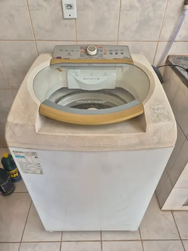 Vendo Máquina de Lavar Roupa