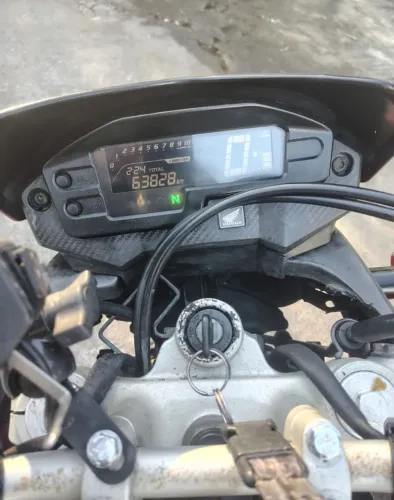 Honda xre 300 pra vender hj