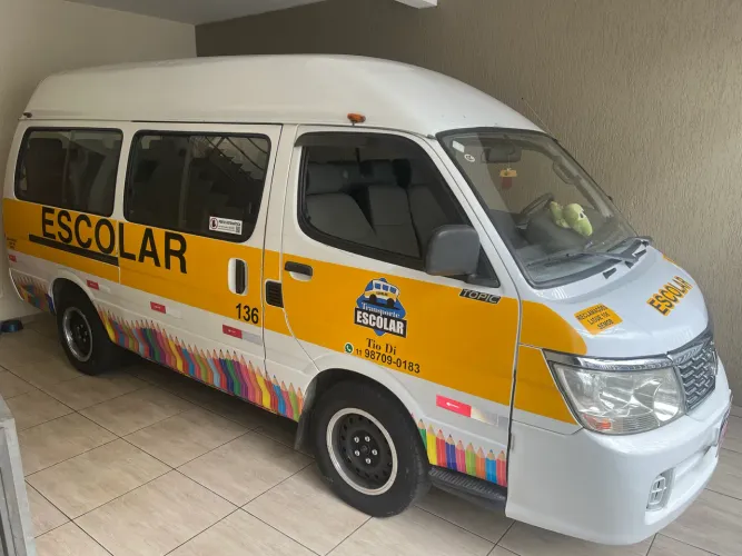 Jinbei Topic Escolar SL 2.2 8V/ 2.0 16V 4P 2013