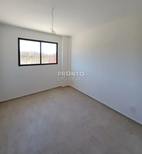 Apartamento com 3 quartos em Carneiros