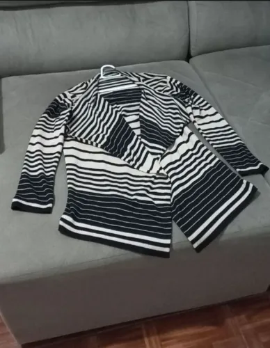 Cardigan Listrado Bege e Preto