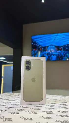 COR VERDE IPHONE 17 LACRADO!!!