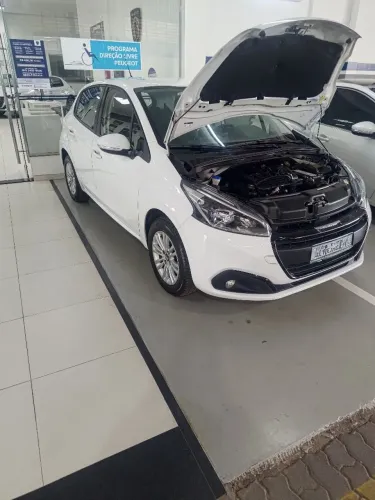 Peugeot 208 Active 1.2 Flex 12V 5P Mec. 2020