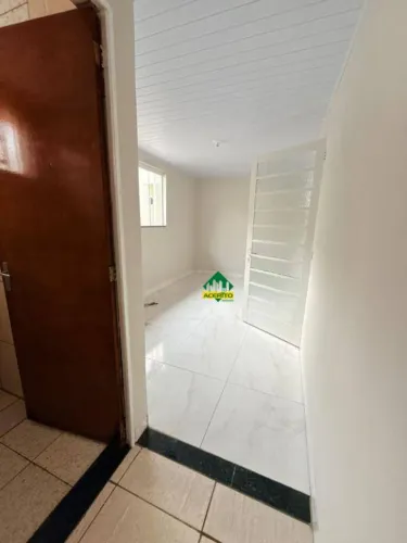Casa com 3 dormitórios à venda, 123 m² por R$ 240.000,00 - Conjunto Habitacional João Bati