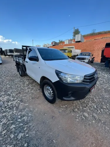 Toyota Hilux CS 4x4 2.8 TDI Diesel Mec. 2018