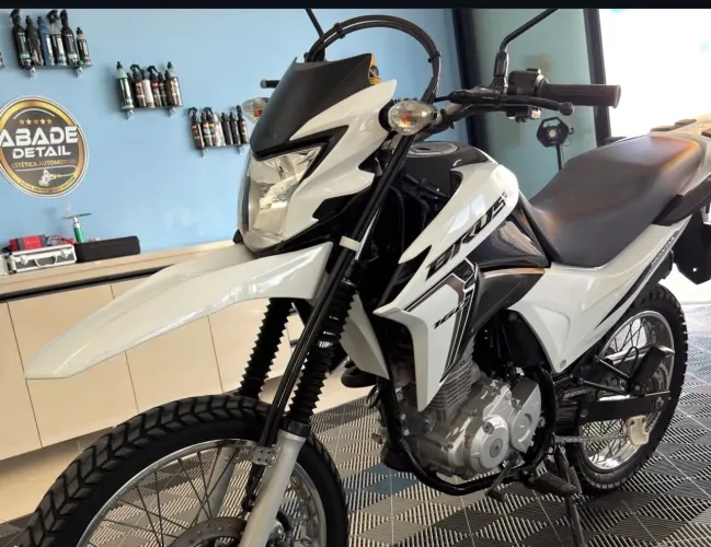 Vendo Honda Bross 2026
