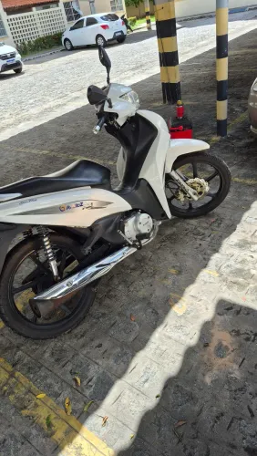 Moto pra vender