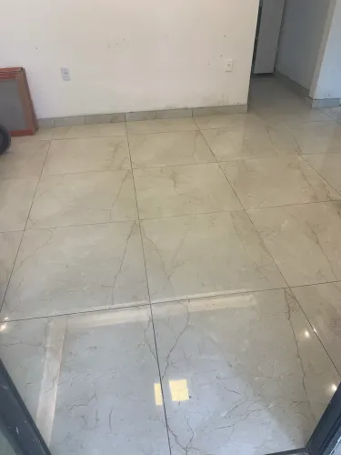 Coloco porcelanato a 30 reais o metro