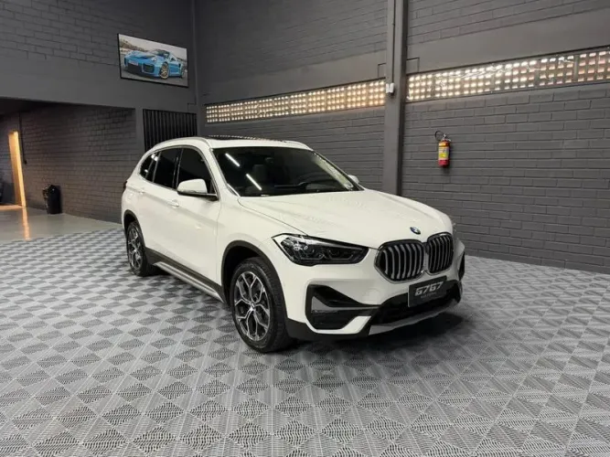 BMW X1 Sdrive 20I X-line 2.0 TB Active Flex 2022