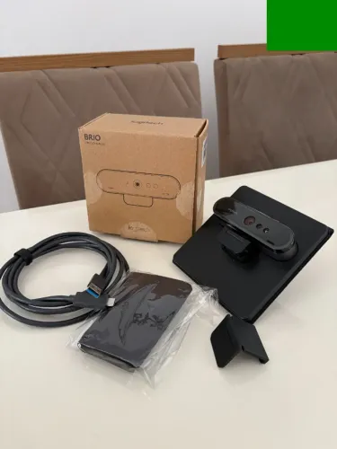 Webcam Logitech Brio 4k - Estado de NOVA